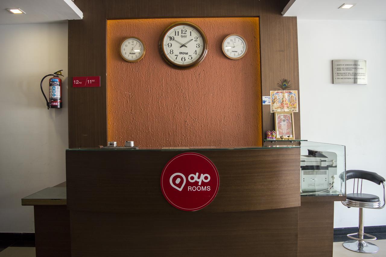 Oyo 751 Hotel Shree Palace โบปาล ภายนอก รูปภาพ